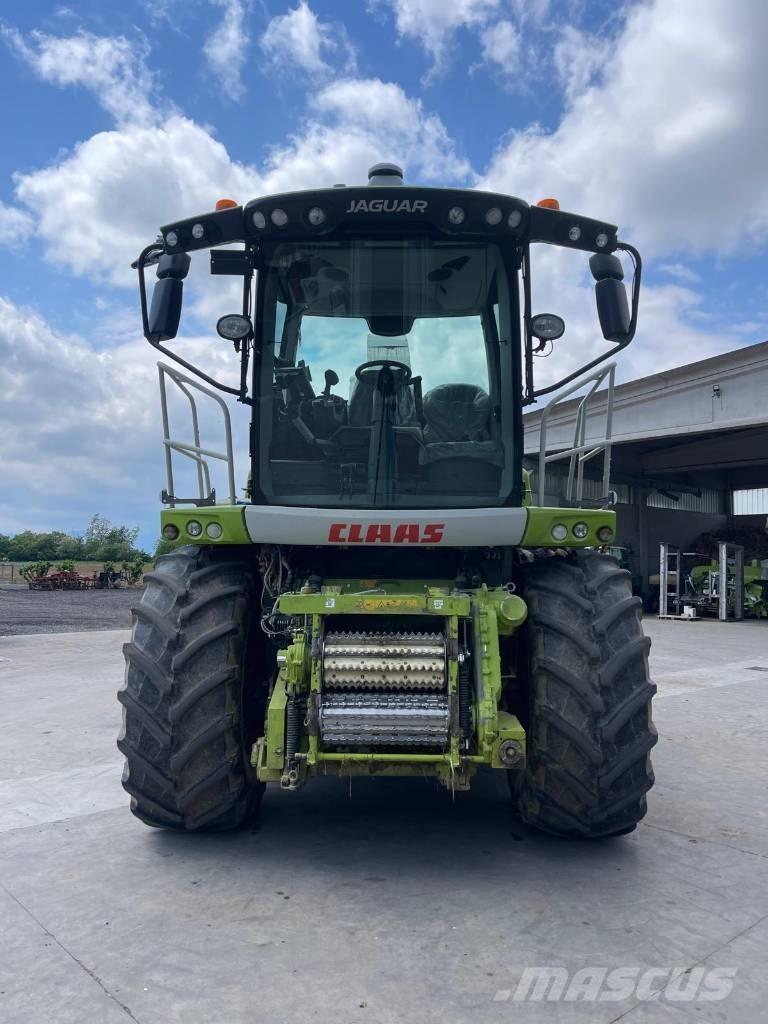 CLAAS Jaguar 990 Strojevi za krmu na vlastiti pogon