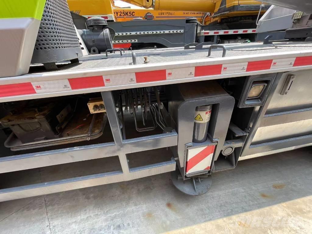 Zoomlion ZTC251V Utovorne dizalice, vitla i dizala za materijal