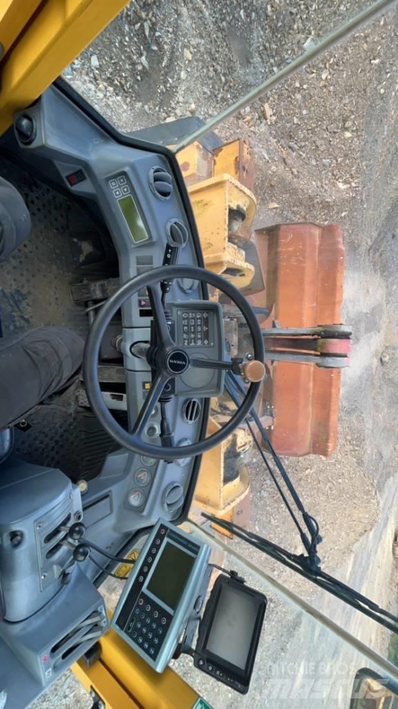 Volvo L 180 C Utovarivači na kotačima