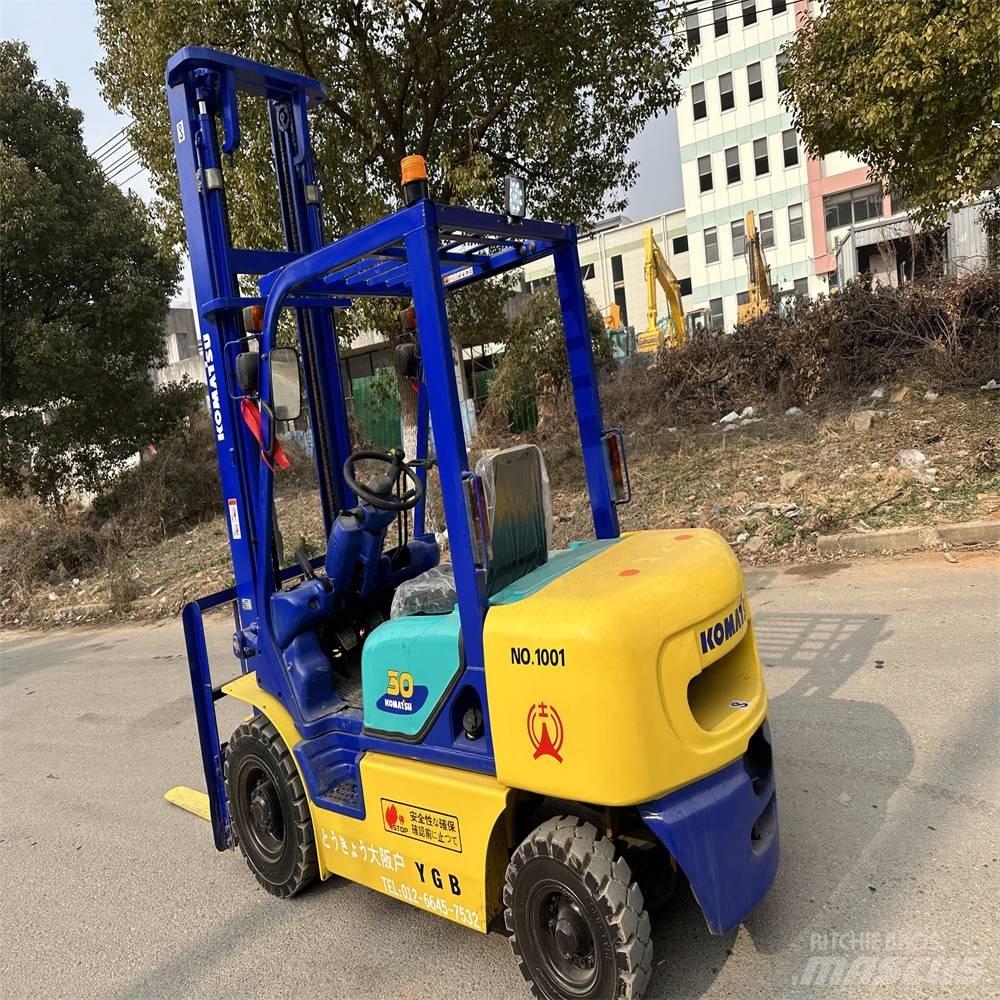 Komatsu FD30-14 Dizelski viličari