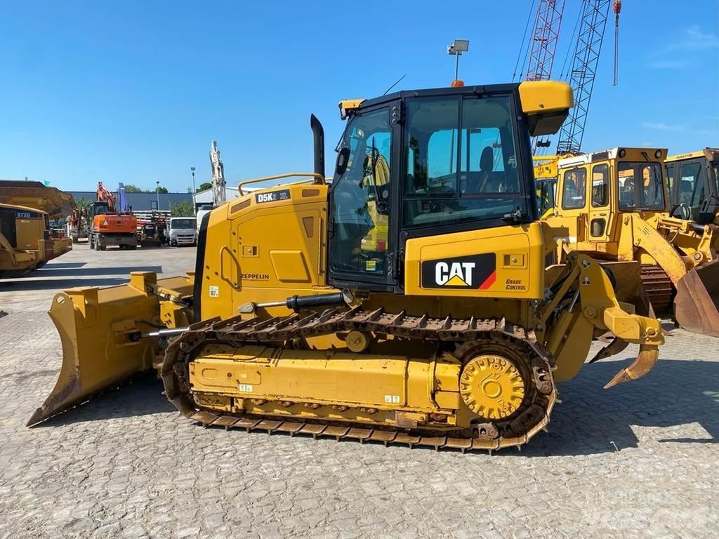 CAT D5K2 XL NVT Buldožeri gusjeničari