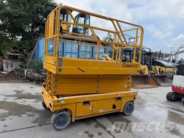 Haulotte Compact 12 Škaraste platforme