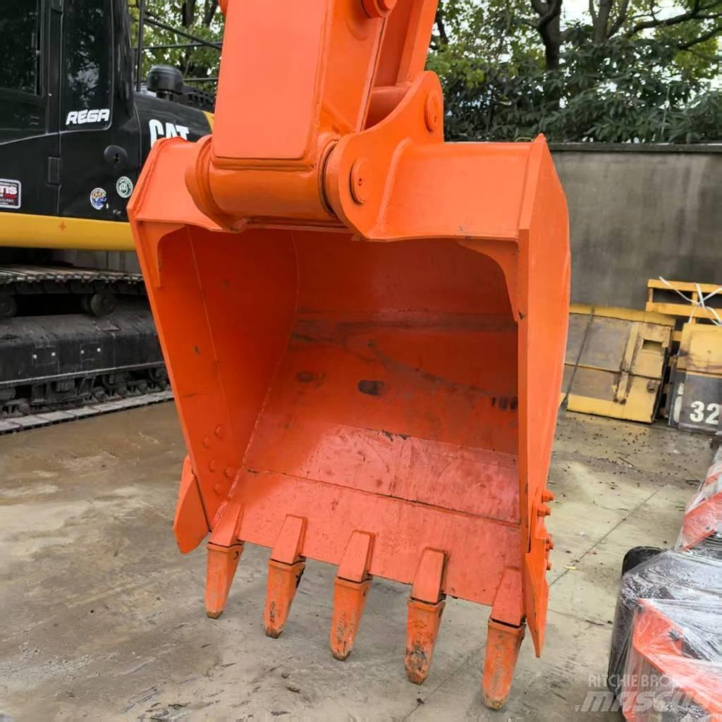 Hitachi ZX 200-3 G Bageri gusjeničari