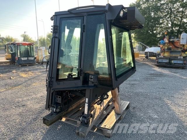 CASE D 1650 NEW CAB Buldožeri gusjeničari