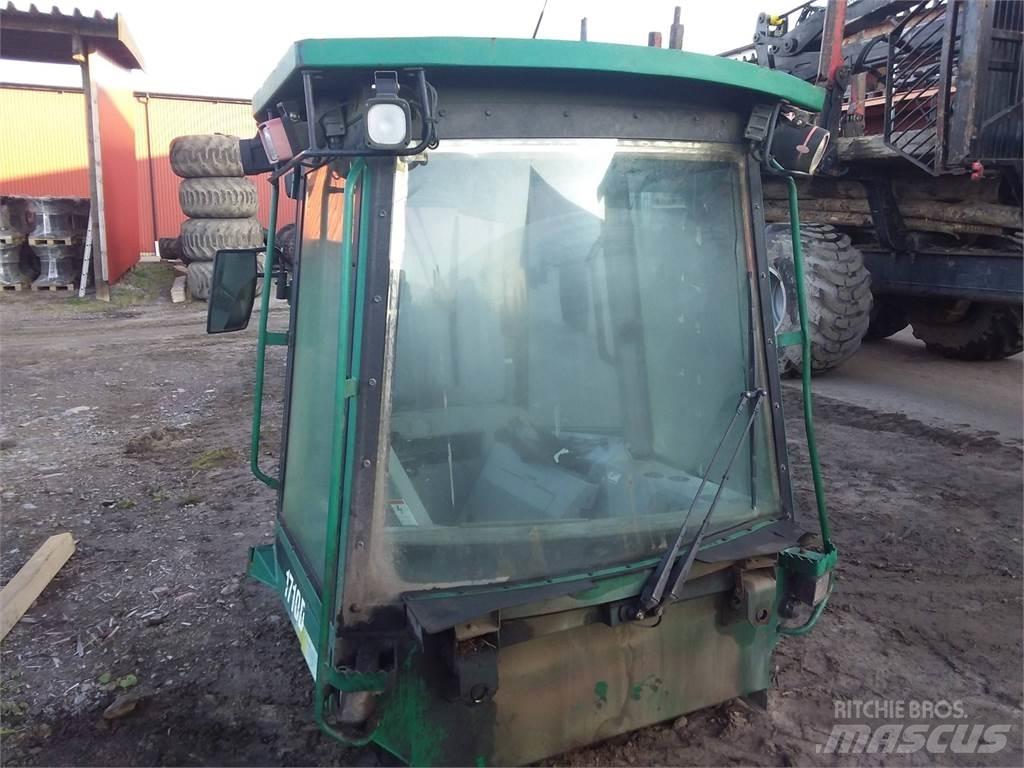 Timberjack 1710d Kabine i unutrašnjost