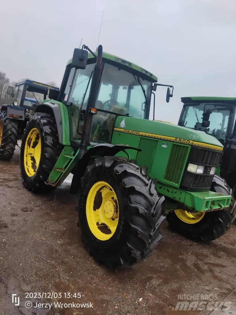 John Deere 6800 Traktori