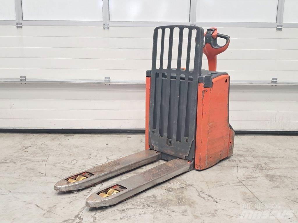 Linde T16L Ručni paletni viličar