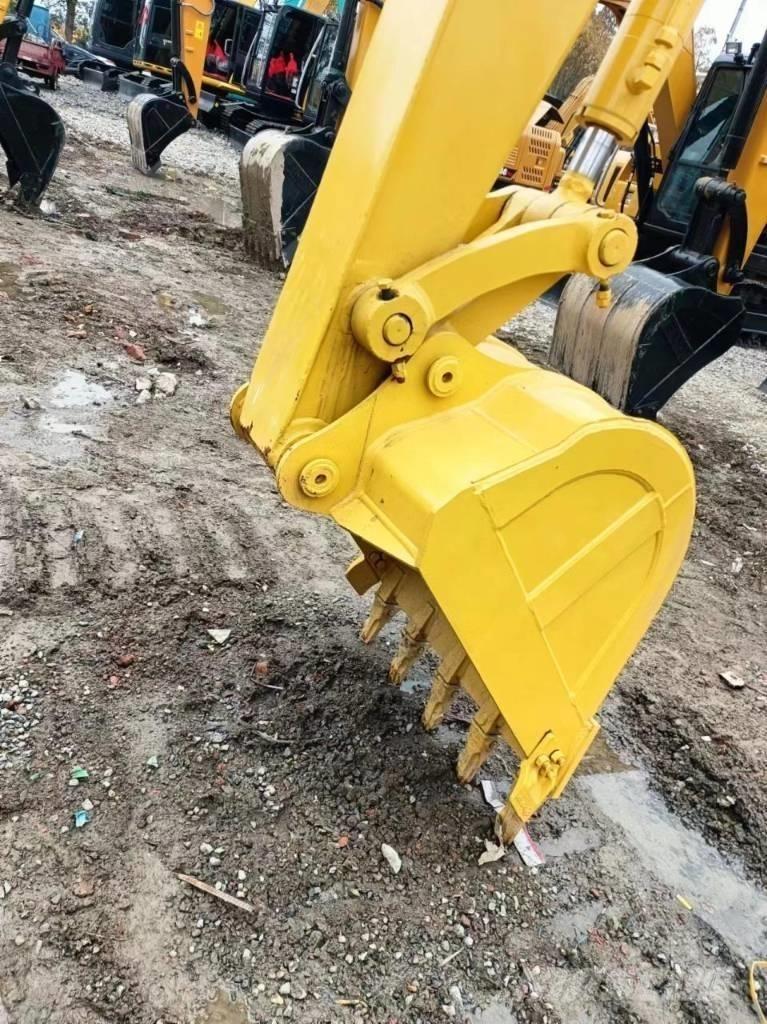 Komatsu PC 70-8 Bageri gusjeničari