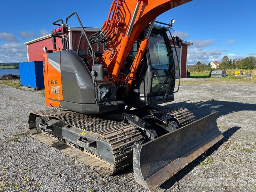 Hitachi ZX 135 US-7 Bageri gusjeničari