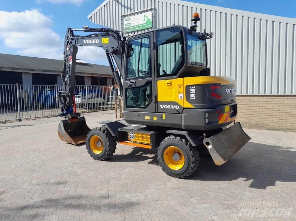 Volvo EW 60 E Bageri na kotačima
