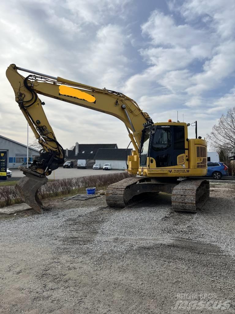 Komatsu PC 228 Bageri gusjeničari