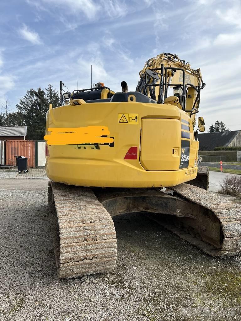 Komatsu PC 228 Bageri gusjeničari