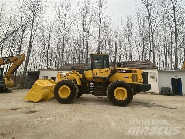 Komatsu WA380-6 Utovarni rovokopači