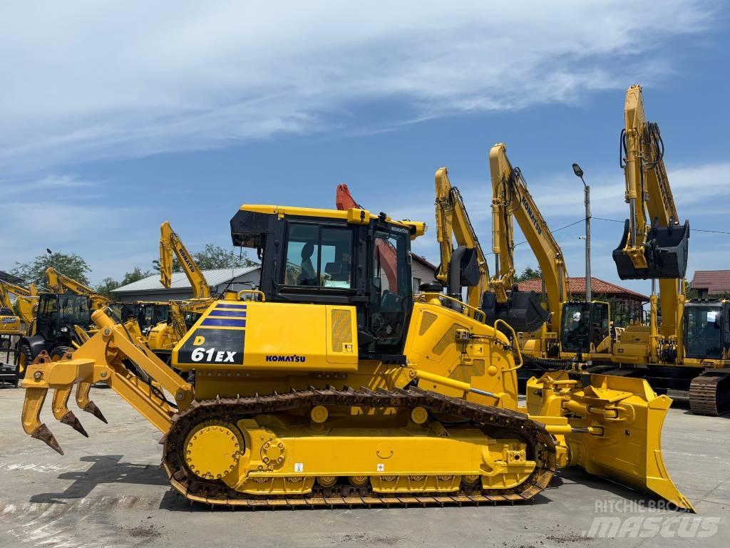 Komatsu D61EX-24E0 Buldožeri gusjeničari