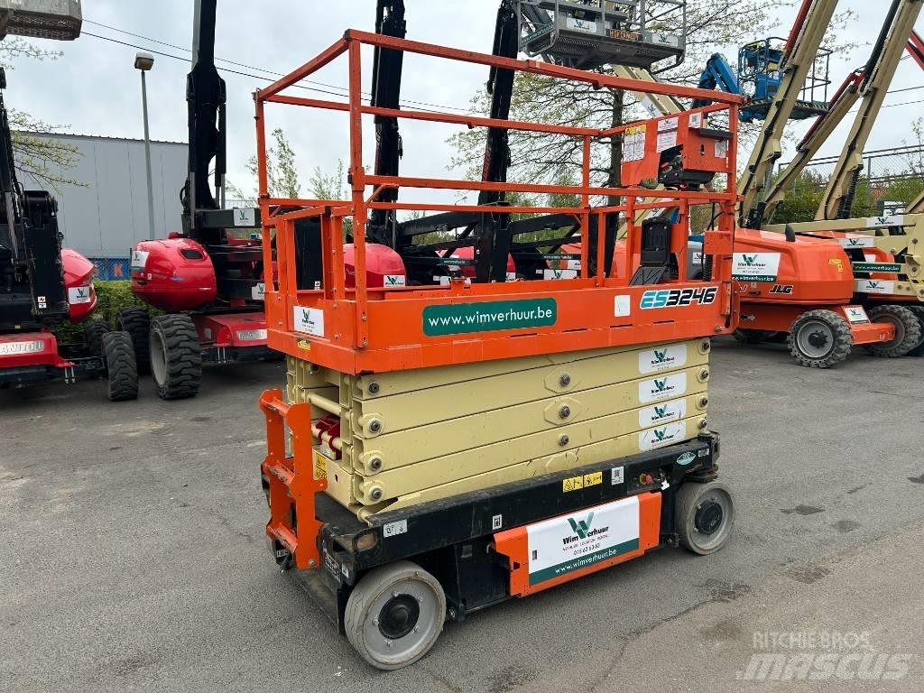 JLG 3246 ES Škaraste platforme