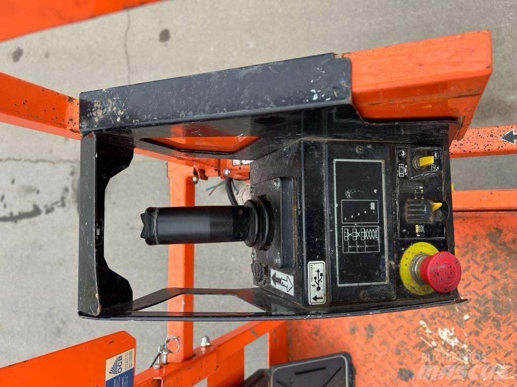 JLG 3246 ES Škaraste platforme