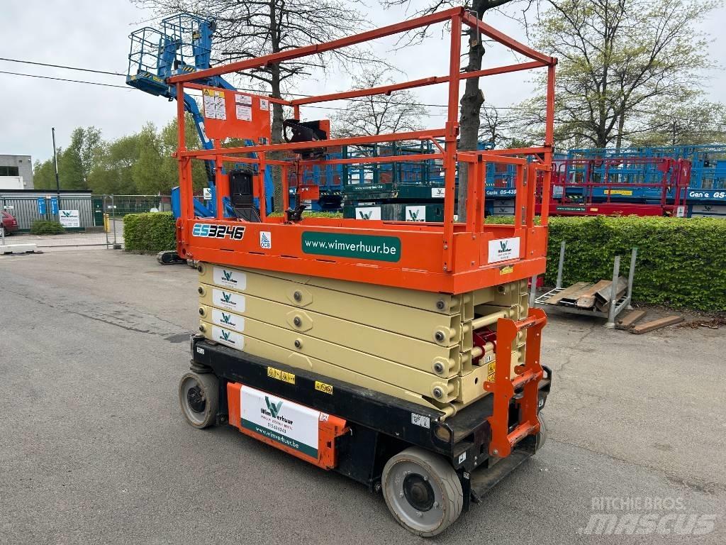 JLG 3246 ES Škaraste platforme