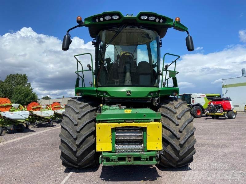 John Deere 8500i Strojevi za krmu na vlastiti pogon