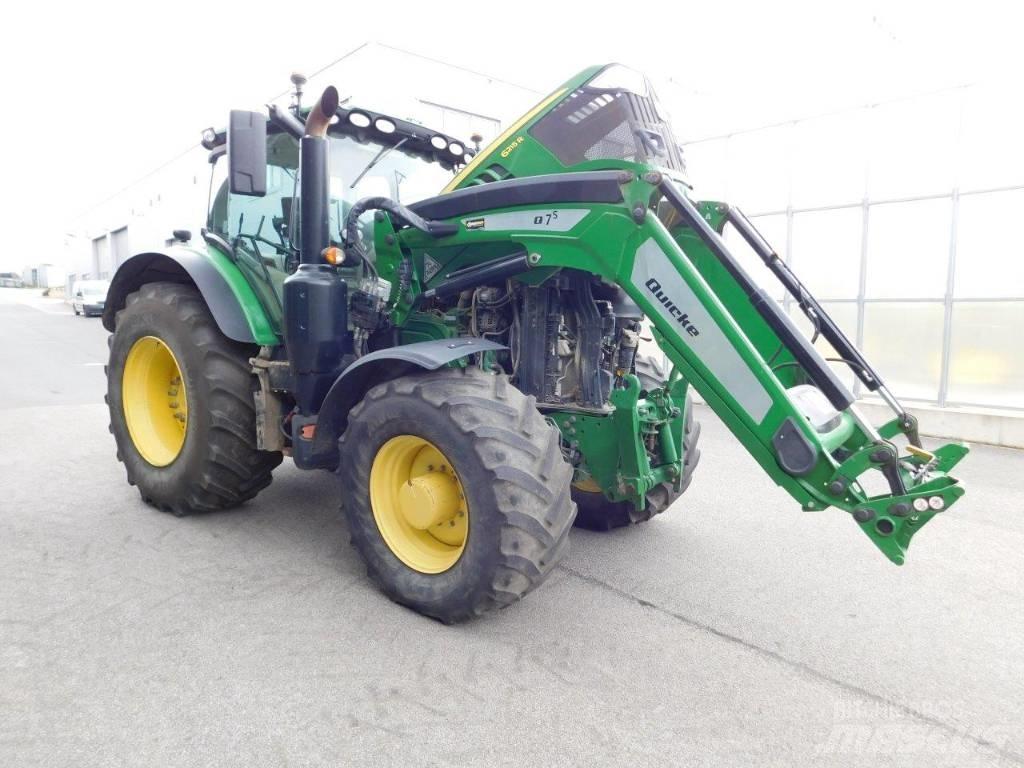 John Deere 6215 R Traktori