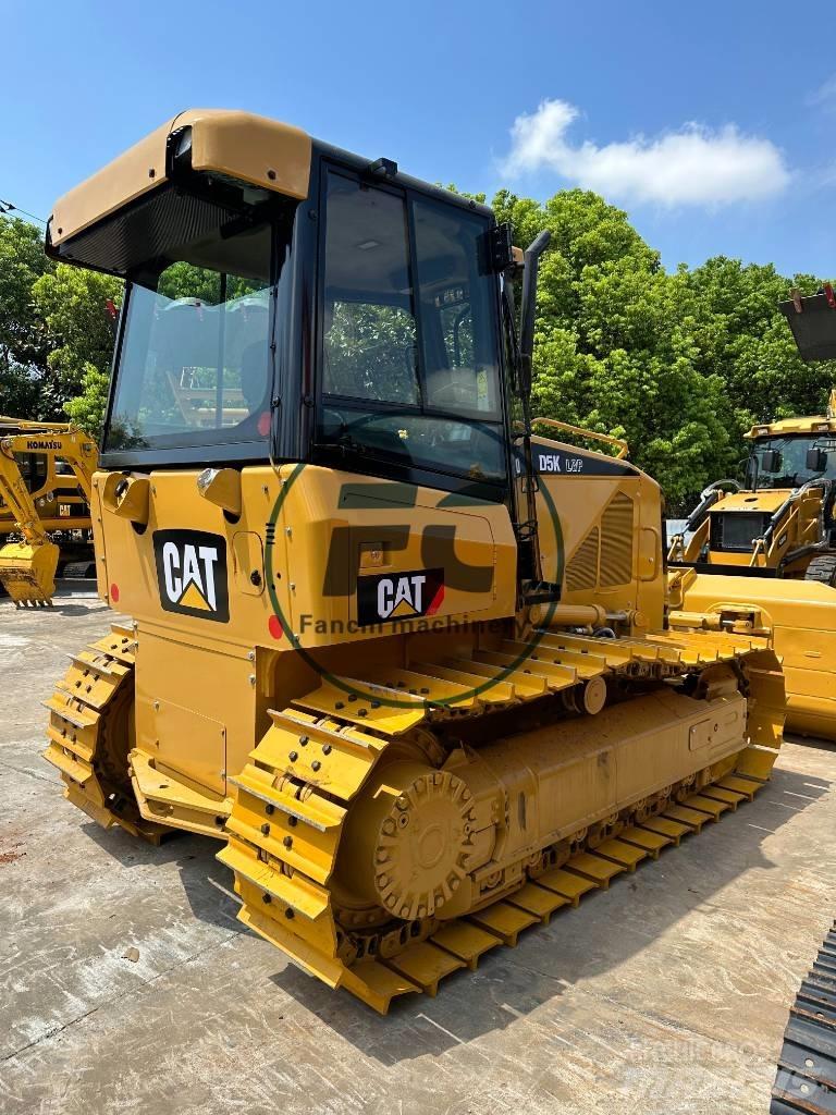 CAT D 5 K Buldožeri gusjeničari