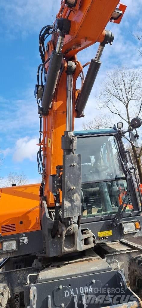 Doosan DX 100 W-7 Bageri na kotačima