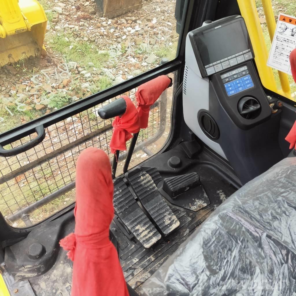 Komatsu PC200-8 Bageri gusjeničari