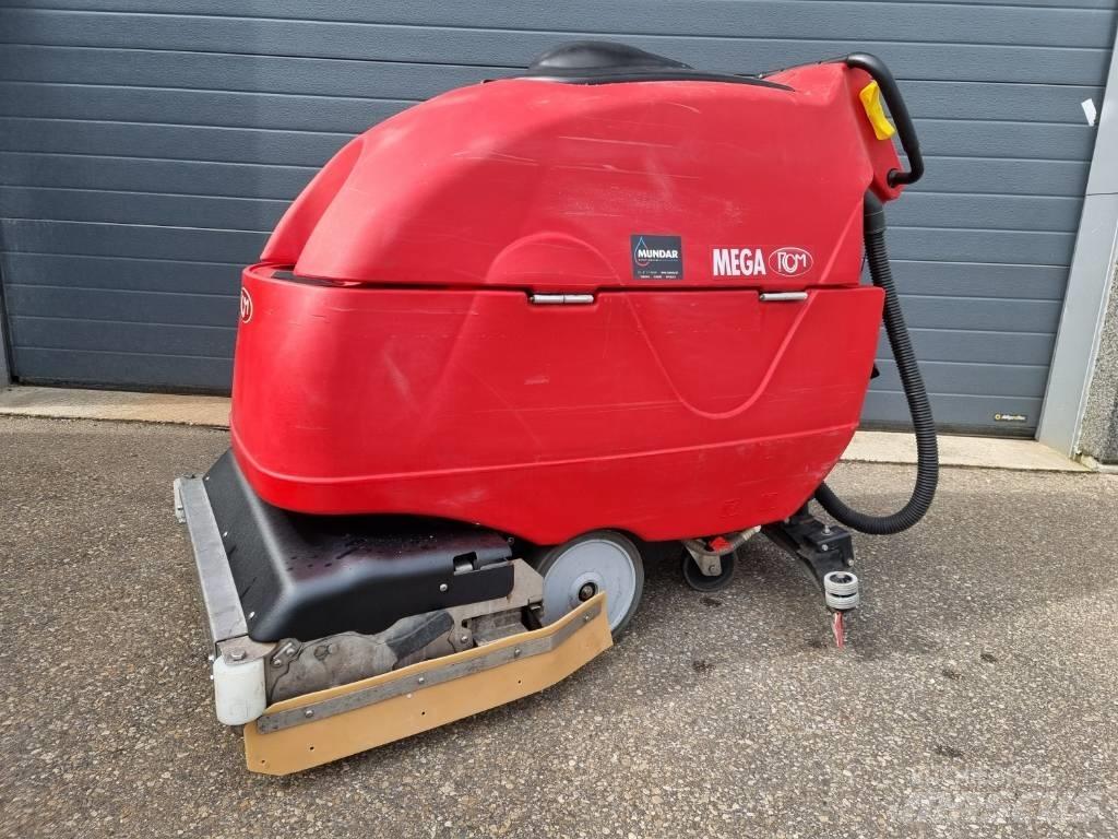 RCM Mega 702R Strojevi za metenje