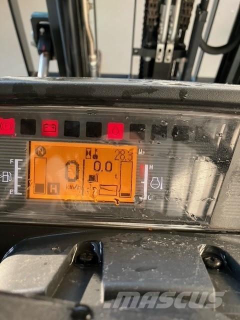 Mitsubishi FD25N3 Dizelski viličari