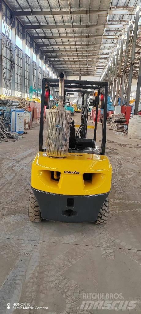 Komatsu FD 30 T-14 Dizelski viličari
