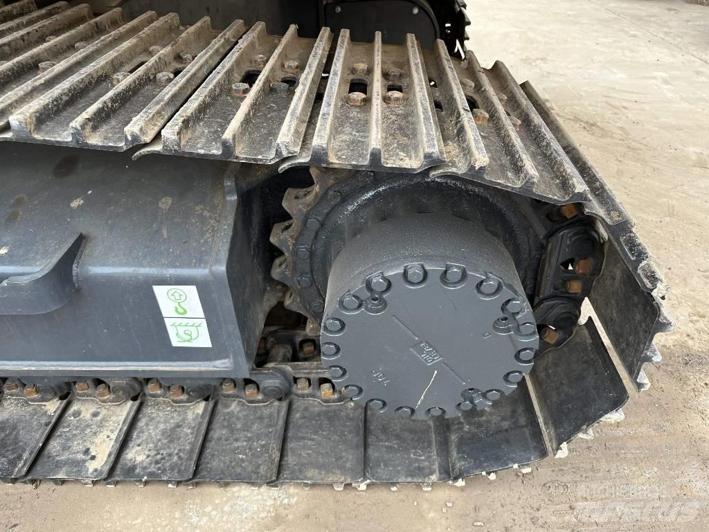 Komatsu PC200-8 Bageri gusjeničari