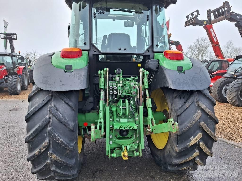 John Deere 6110 MC Traktori