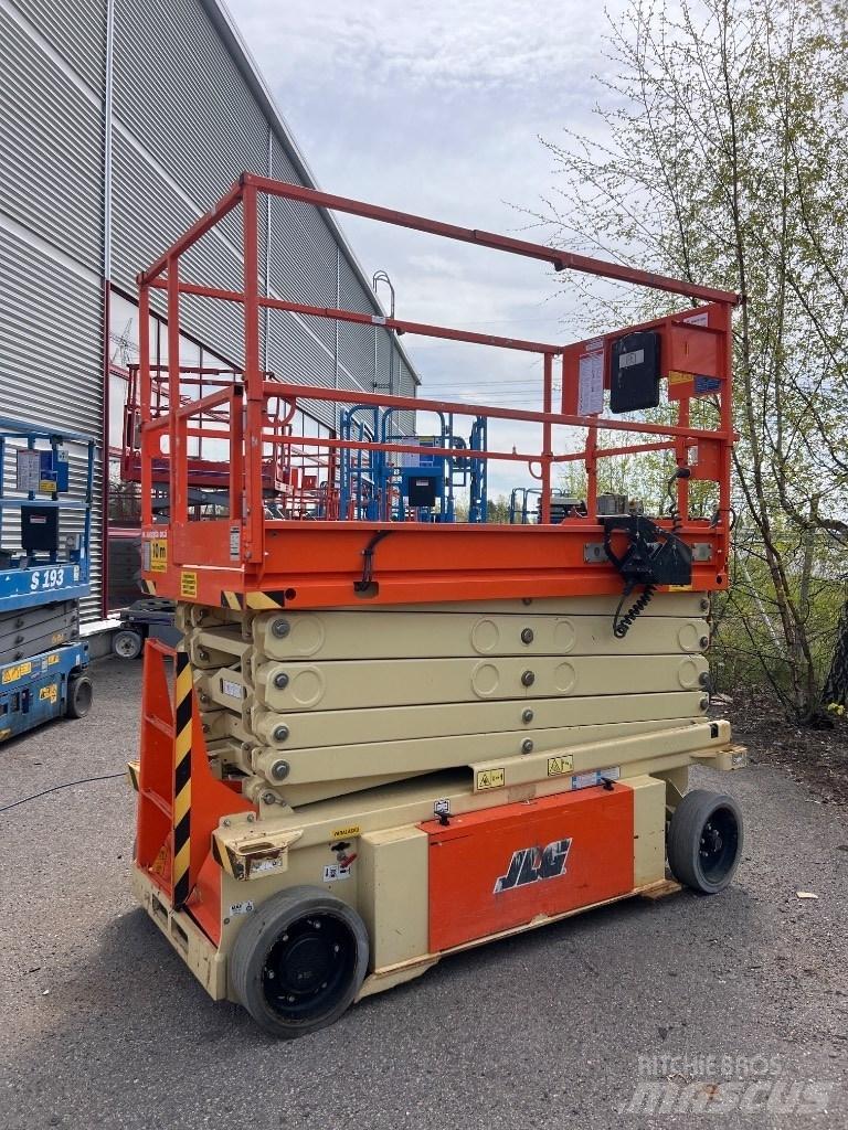 JLG 10 RS Škaraste platforme