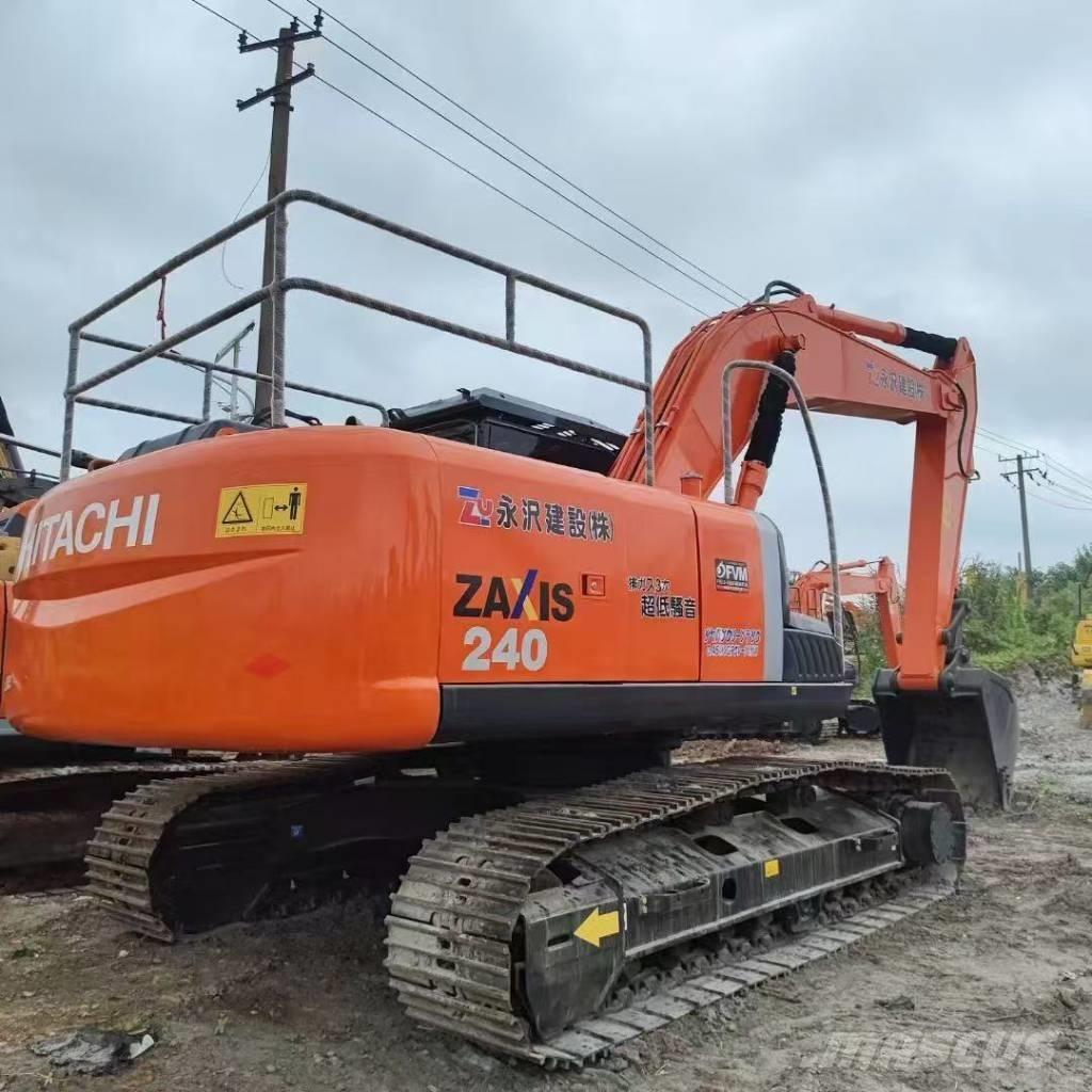 Hitachi 240-3 Bageri gusjeničari