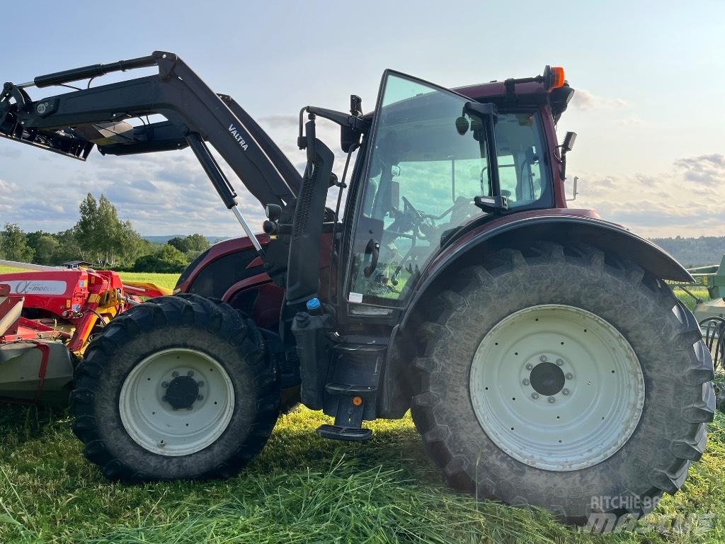 Valtra N155 Versu Traktori
