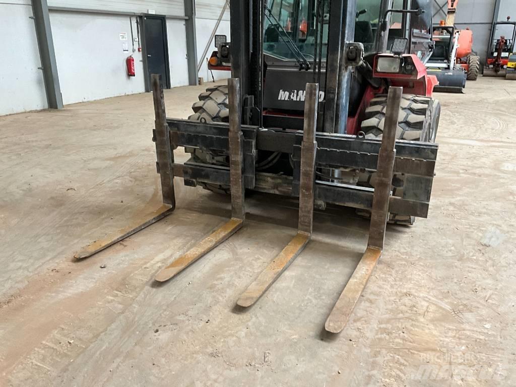 Manitou MC 40 Terenski viličar