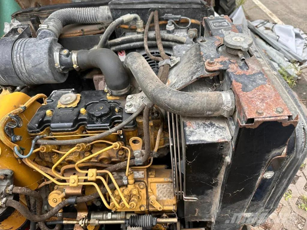 CAT CB-225E Ostali valjci