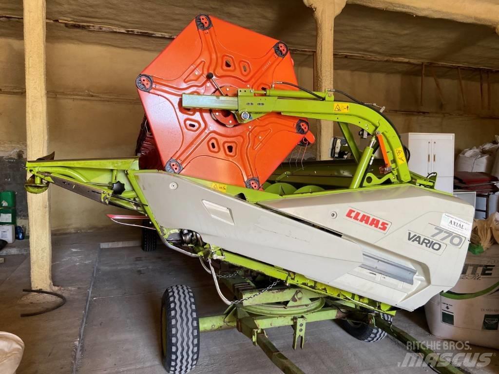 CLAAS Lexion 750 Kombajni