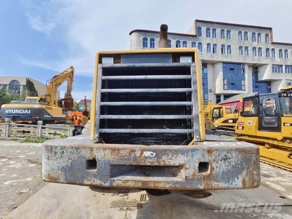 Komatsu WA 500 Utovarivači na kotačima
