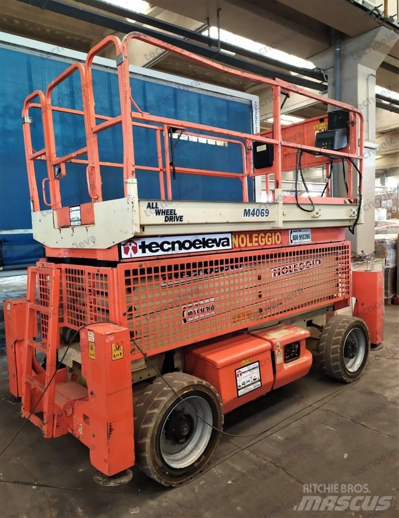 JLG M 4069 Škaraste platforme