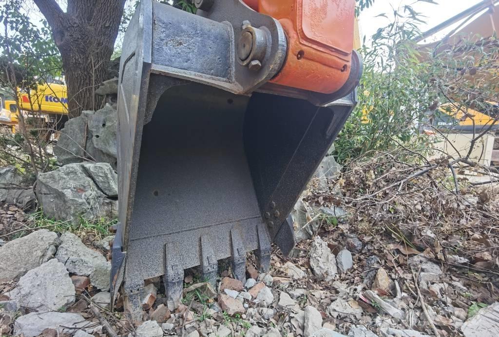 Hitachi ZX 120 Bageri gusjeničari