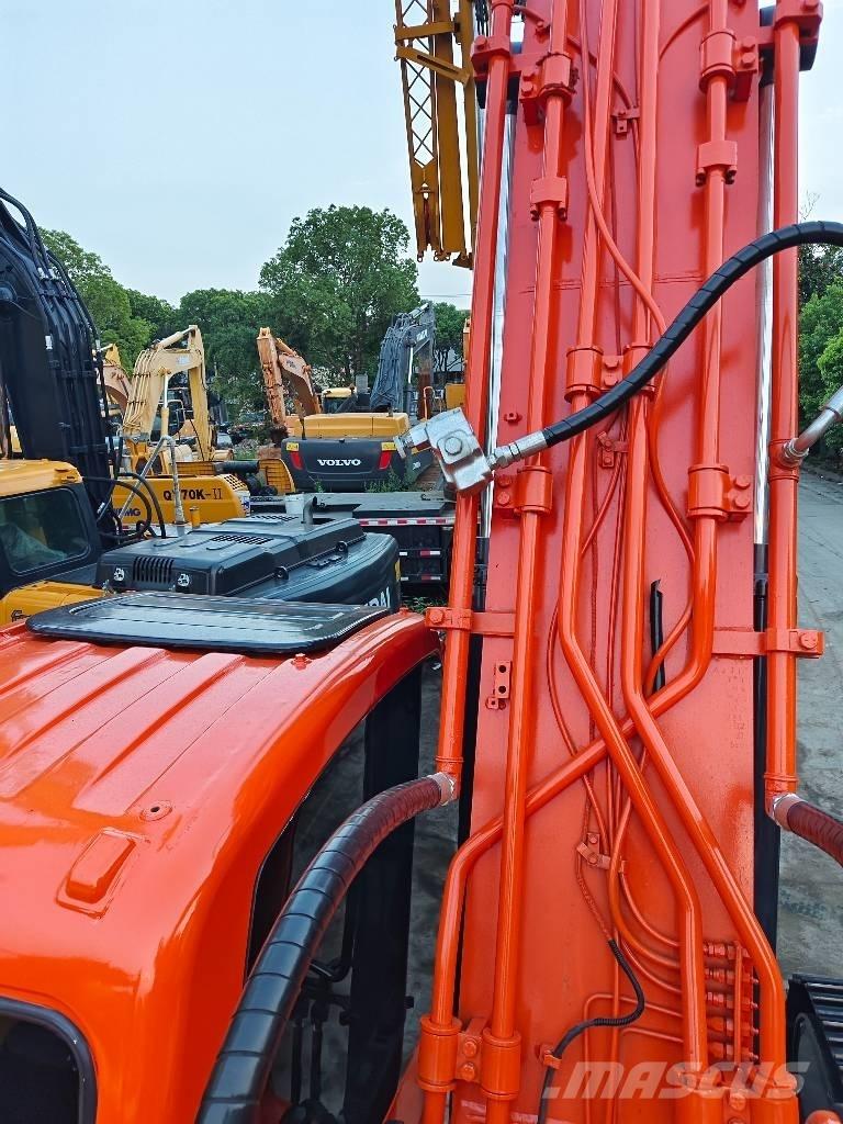 Doosan DX 300 LC Bageri gusjeničari