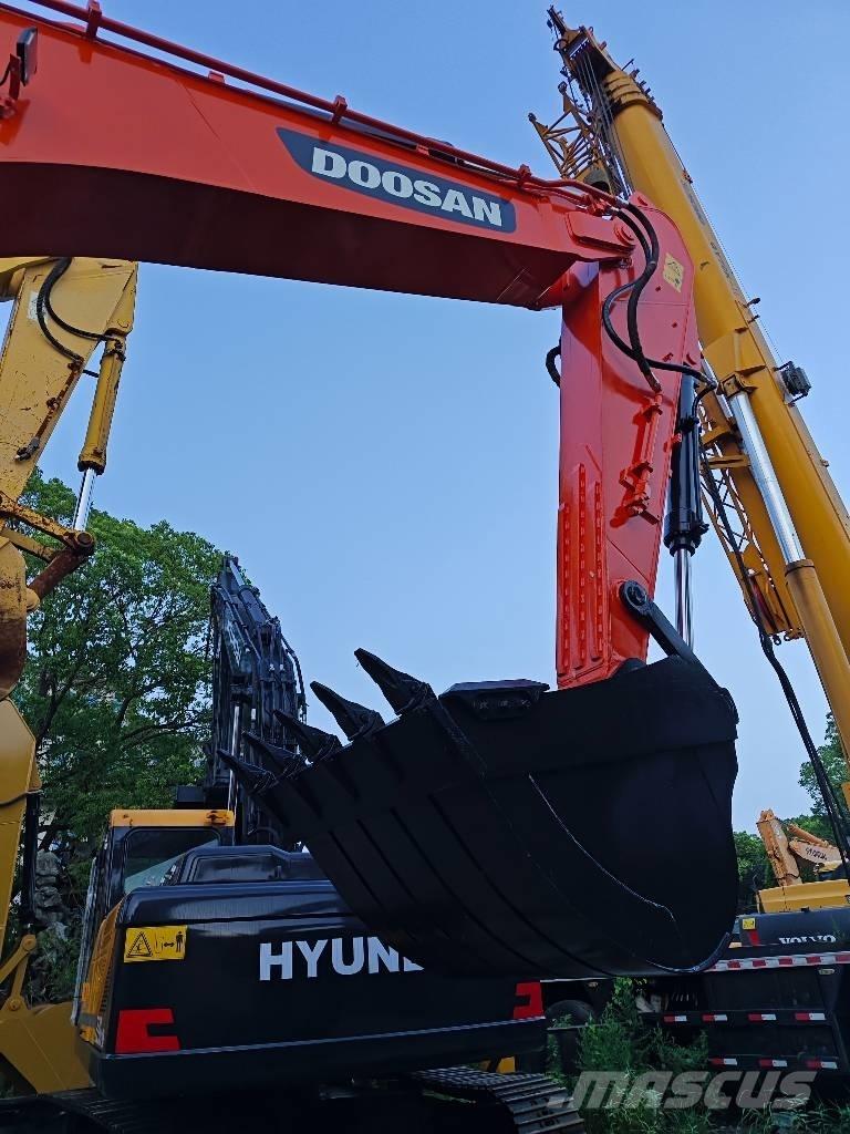 Doosan DX 300 LC Bageri gusjeničari