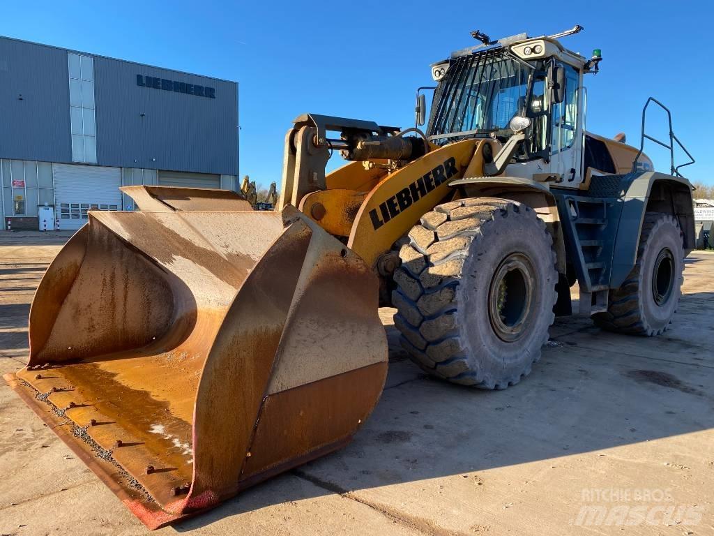 Liebherr L 586 Utovarivači na kotačima