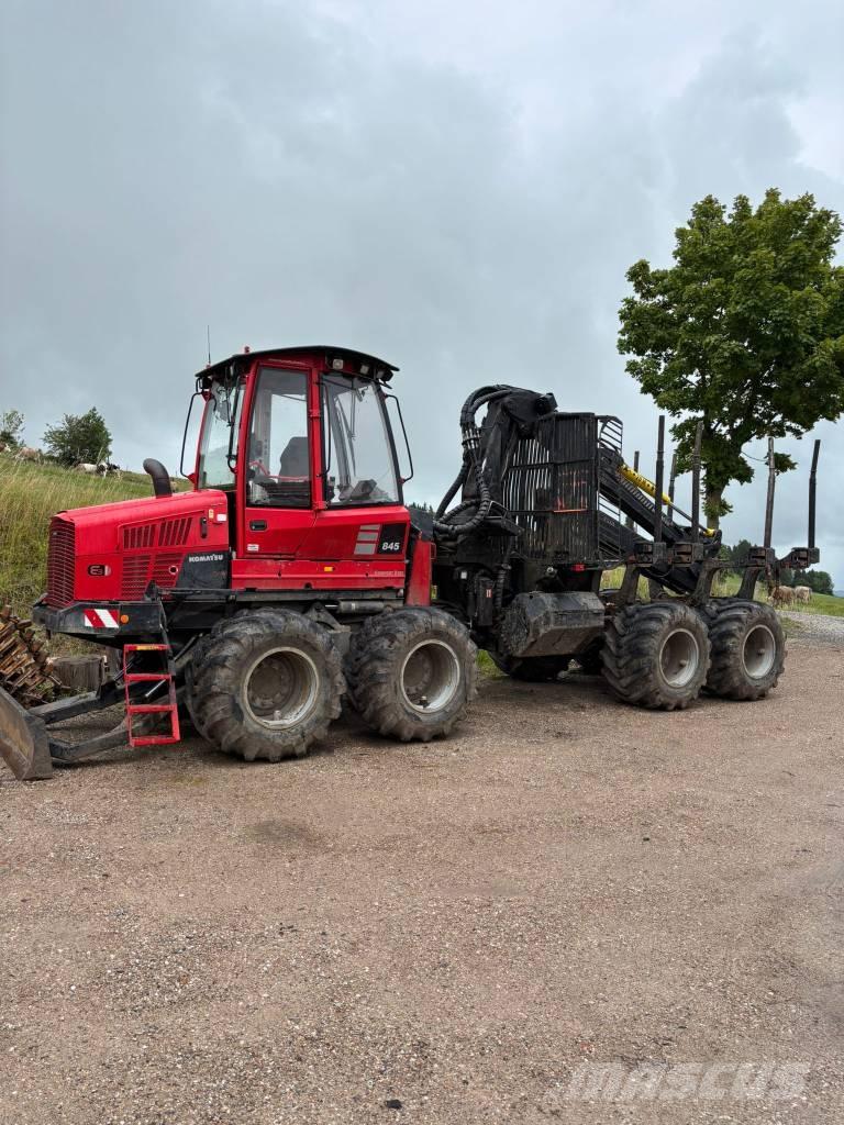 Komatsu 845 Forvarderi