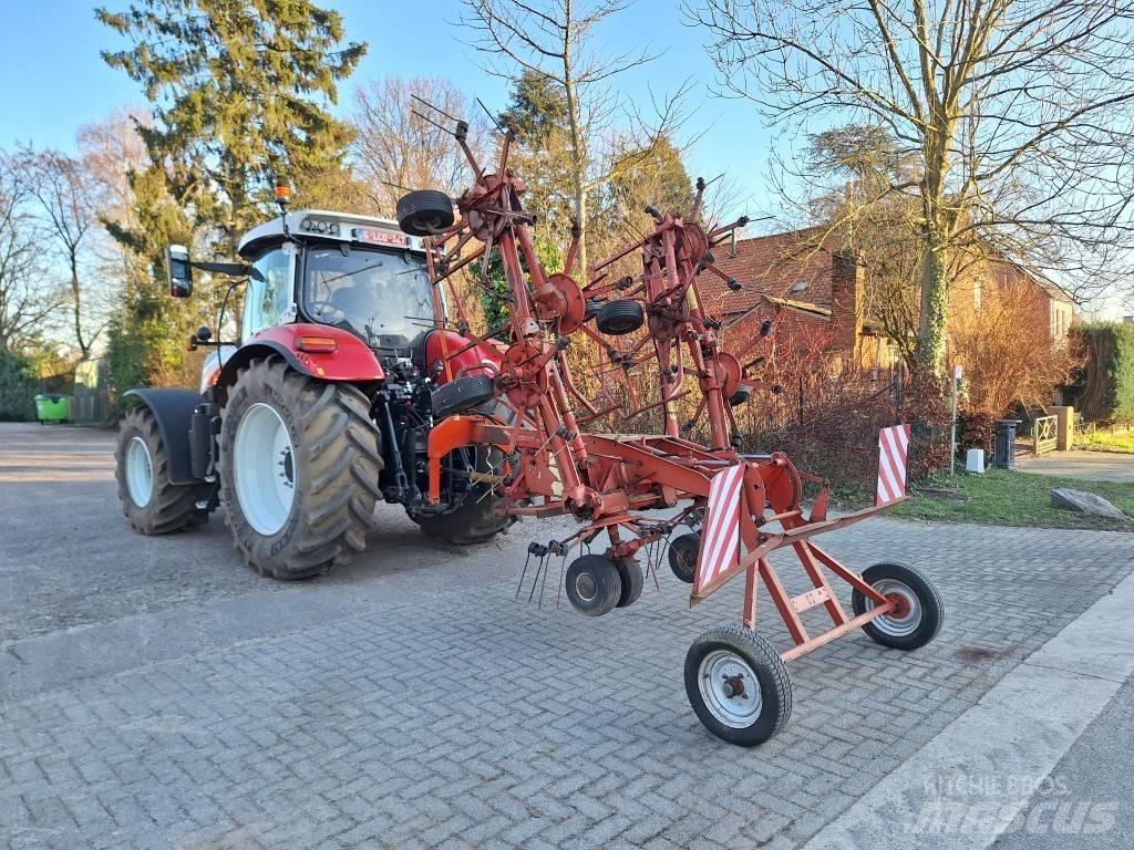 Kuhn GF 8501 T Okretači i sakupljači sijena