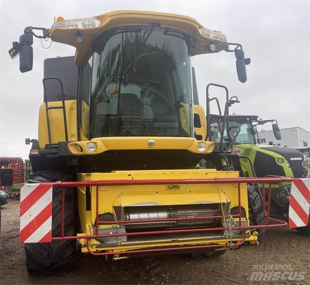 New Holland CR 980 Kombajni