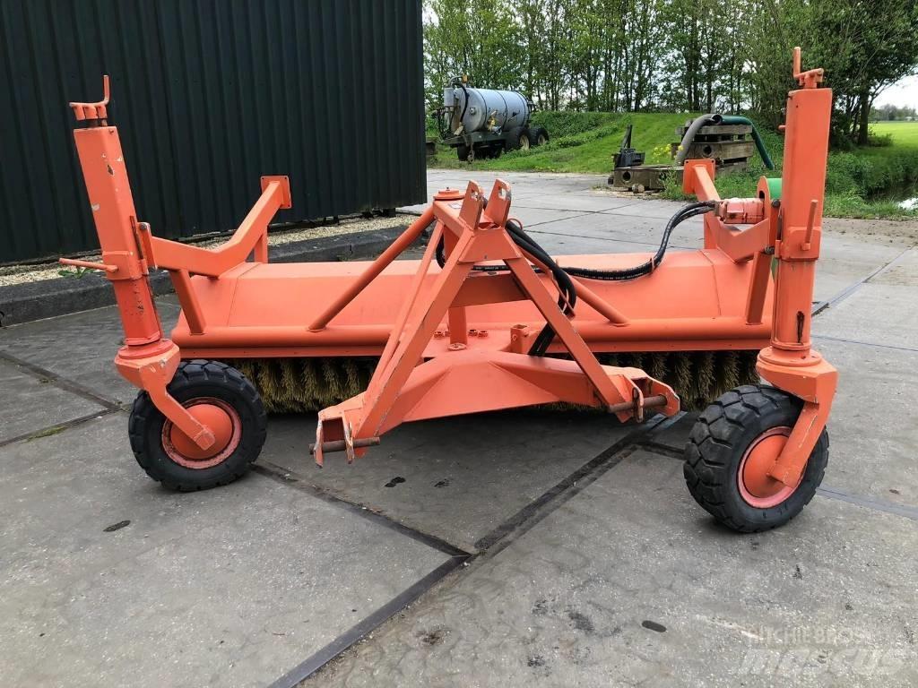 Holaras H-220-V-FR Strojevi za metenje