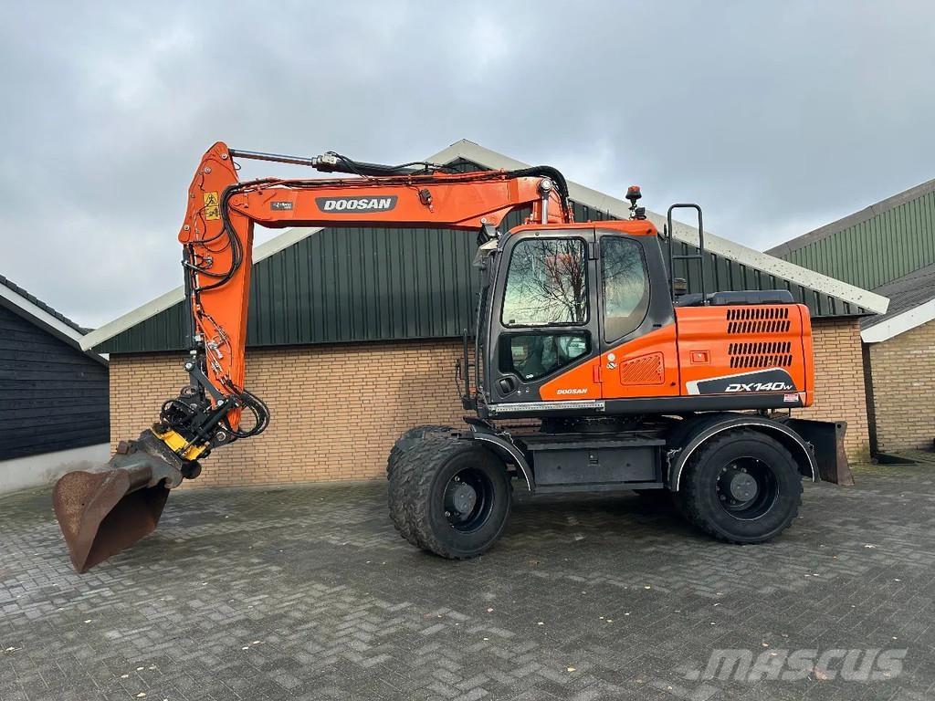 Doosan DX140W-5 Bageri na kotačima