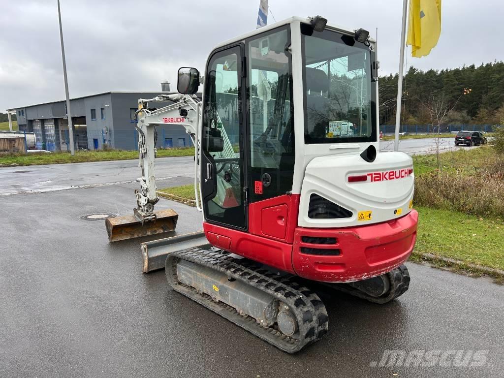 Takeuchi TB 235-2 V3 Mini bageri <7t