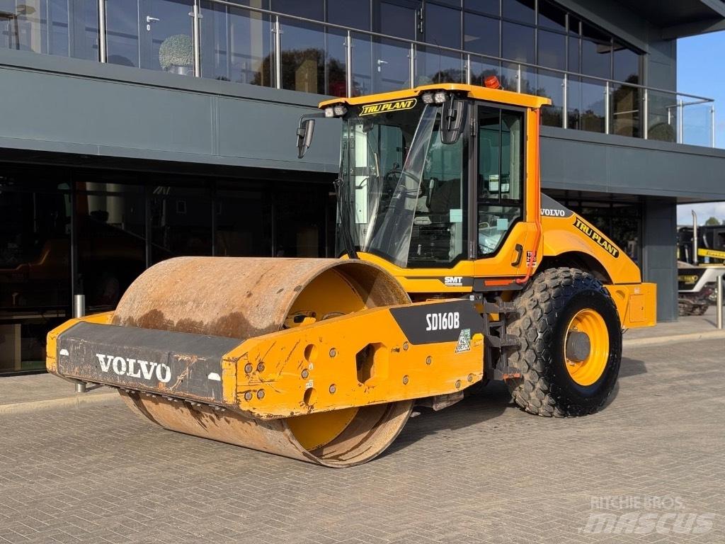 Volvo SD160B Gumeni valjci na kotačima